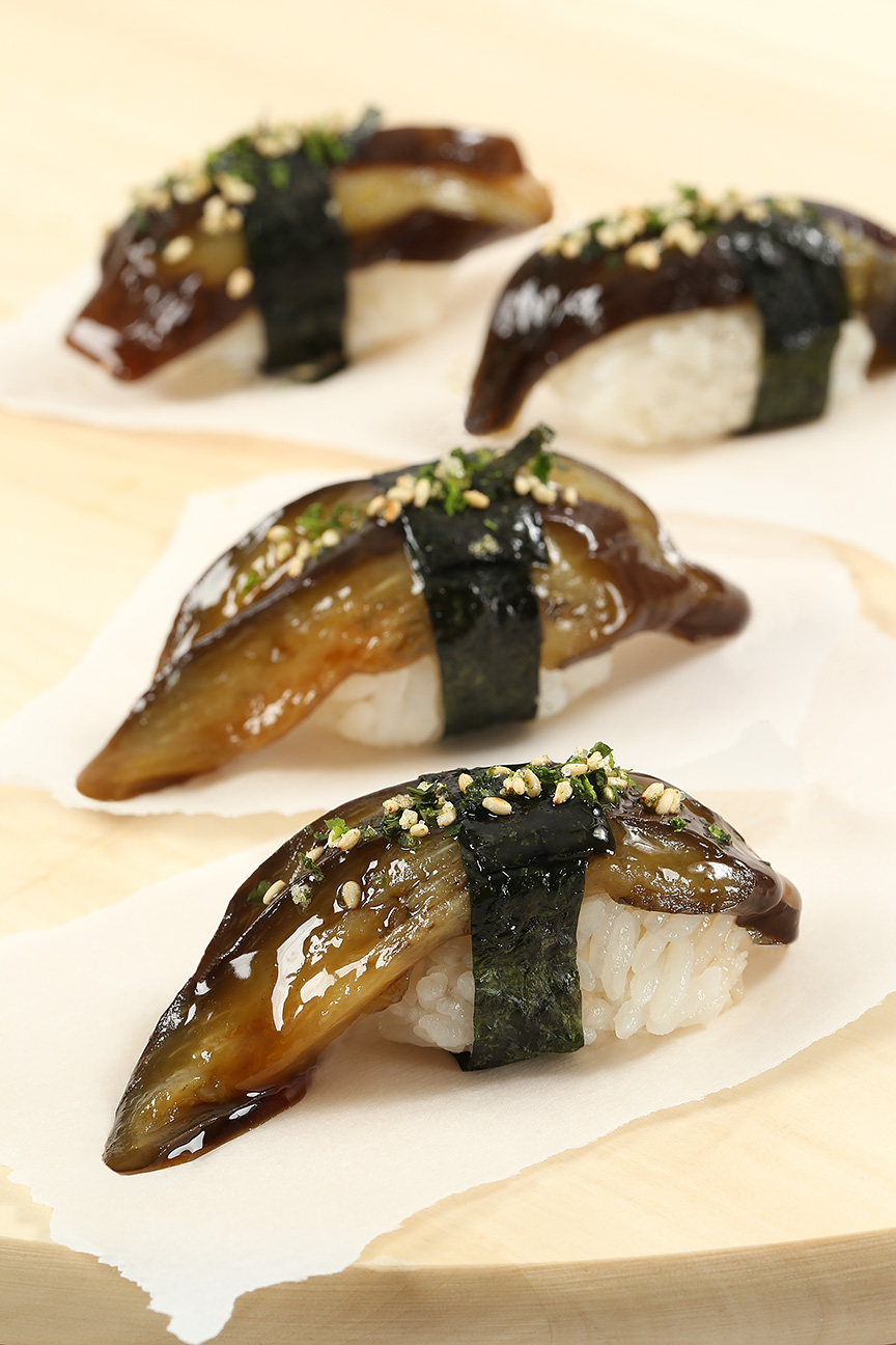 WEB_12x18_72dpi_Eggplant_2285.jpg